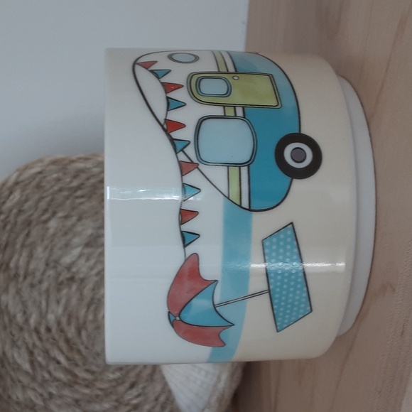 White River Home Seasons Summer Camper on Beach Stackable Mug 14 oz - Picture 4 of 7